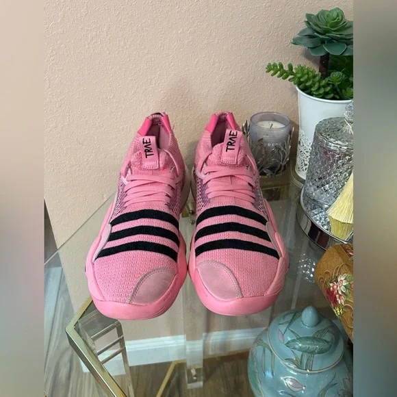 Adidas Trae Young 2 Pink Bliss Sneakers Size 9.5 - Picture 2 of 15